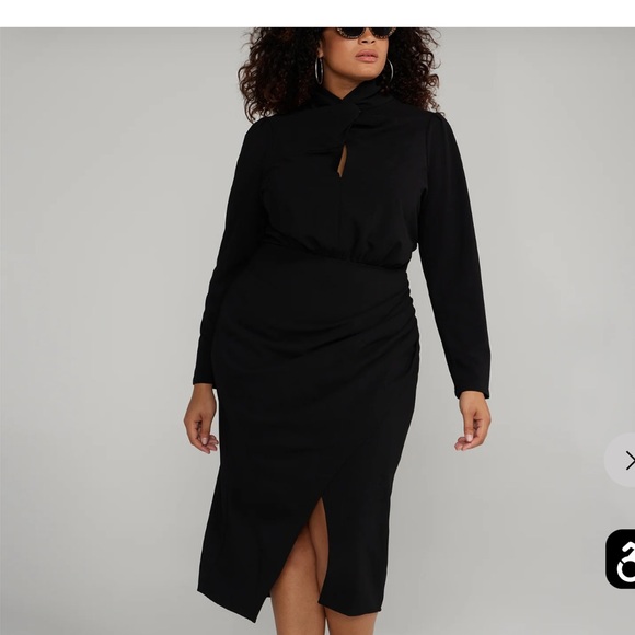 Dresses & Skirts - NWT FTF Fashion To Figure, Long Sleeve Keyhole size 20